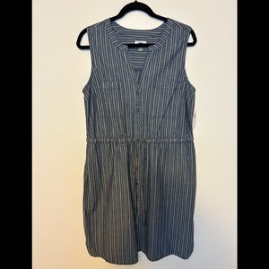 NWT OLD NAVY SLEEVELESS DRESS, SIZE L, DENIM BLUE COLOUR/WHITE STRIPES